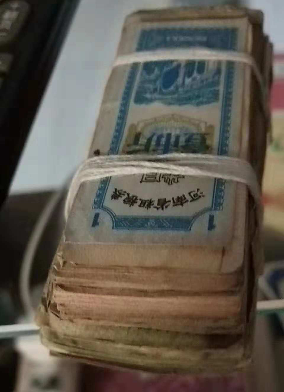 一沓粮票：40年前雪中送炭 40年后学会感恩